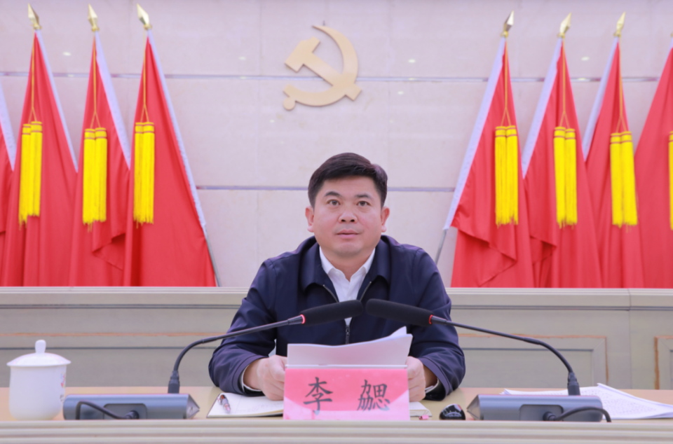 吴学静;区委常委,区人大常委会,区政府,区政协有关领导同志,毕节高新