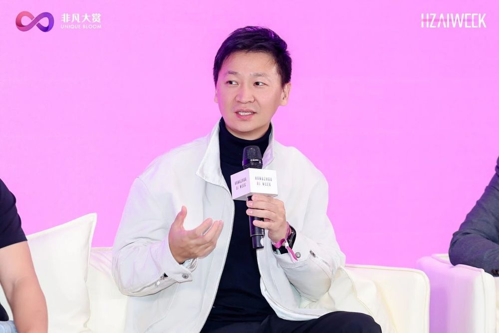 AI漫剧收入破亿，编剧薪资猛涨：AI抢不走饭碗，反而让人才更贵了 · 原文图片 3