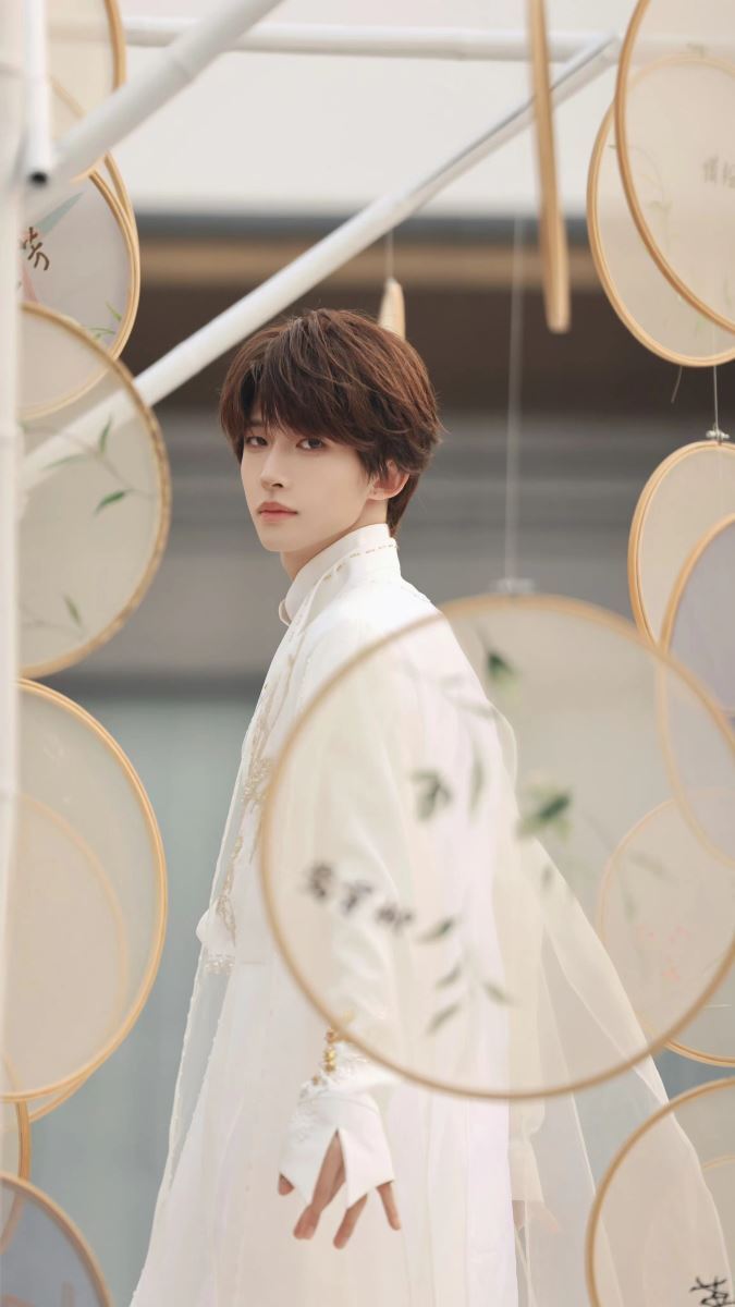 "国风美少年"刘宇:不在乎"苦",只因更看重痛苦背后的成长丨专访