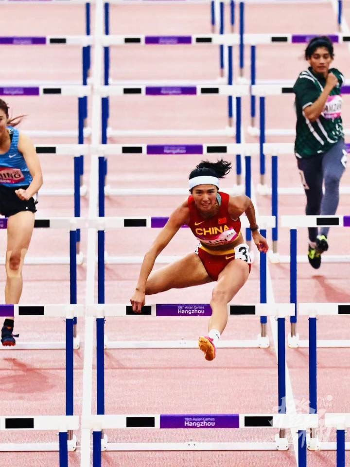 要想知道为什么男子和女子跨栏存在着一定差异,就要从跨栏的历史开始