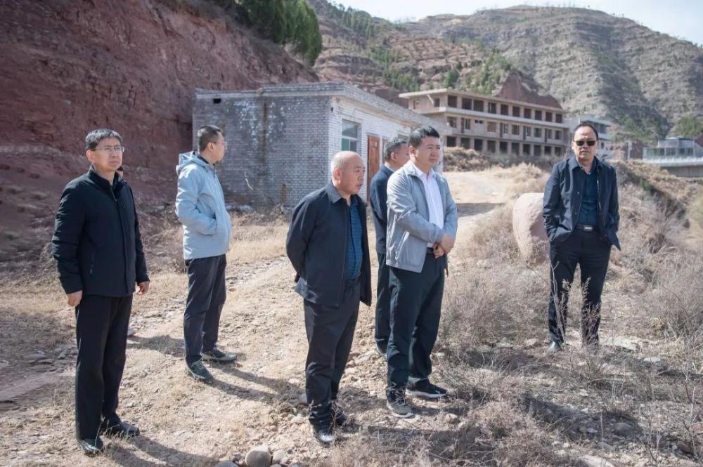 吕梁:白旭平调研河流断面水质保障情况_腾讯新闻