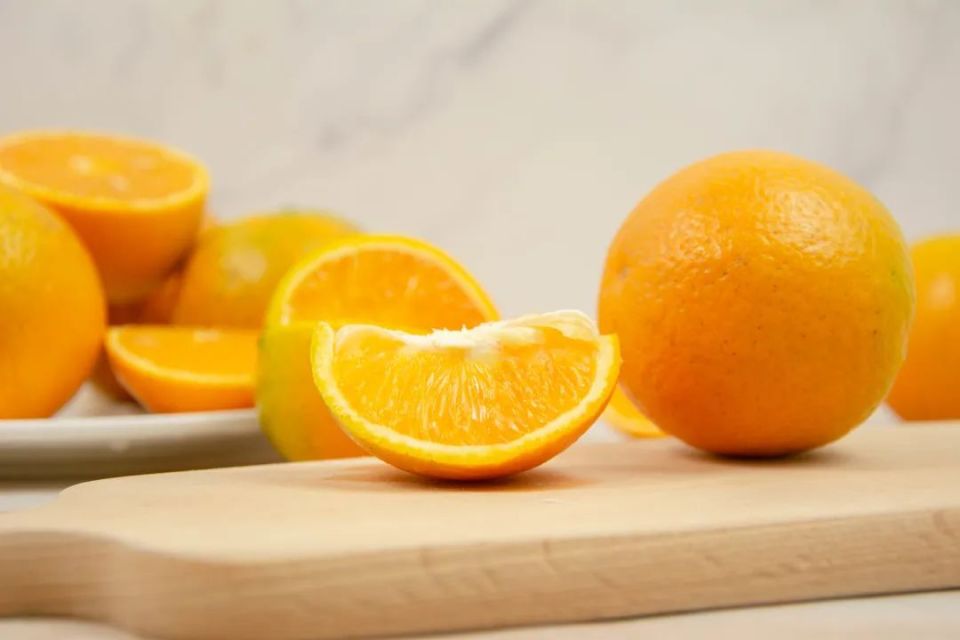 清爽橙香 淡淡蜜味!江永夏橙,真的可以