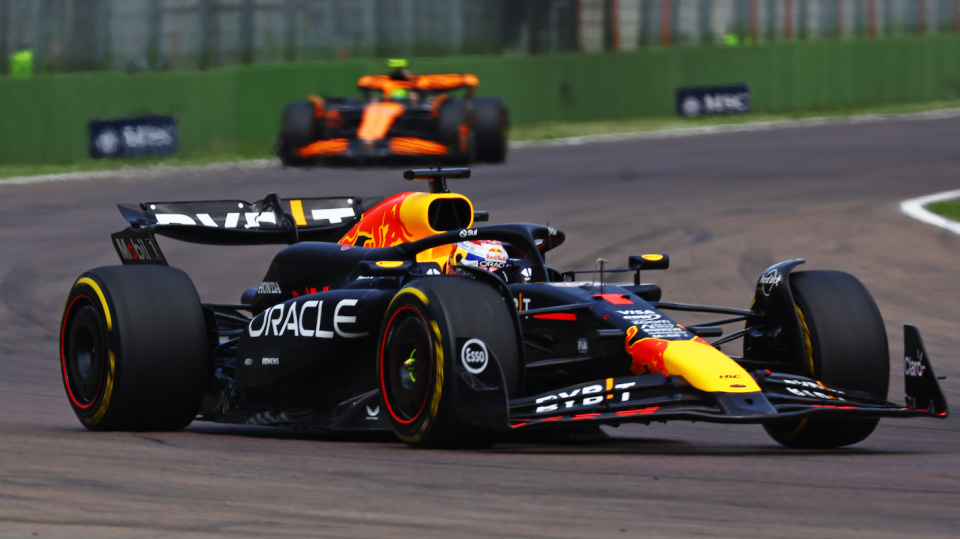 f1:越来越慢!梅奔技术总监嘲笑红牛,升级像降级