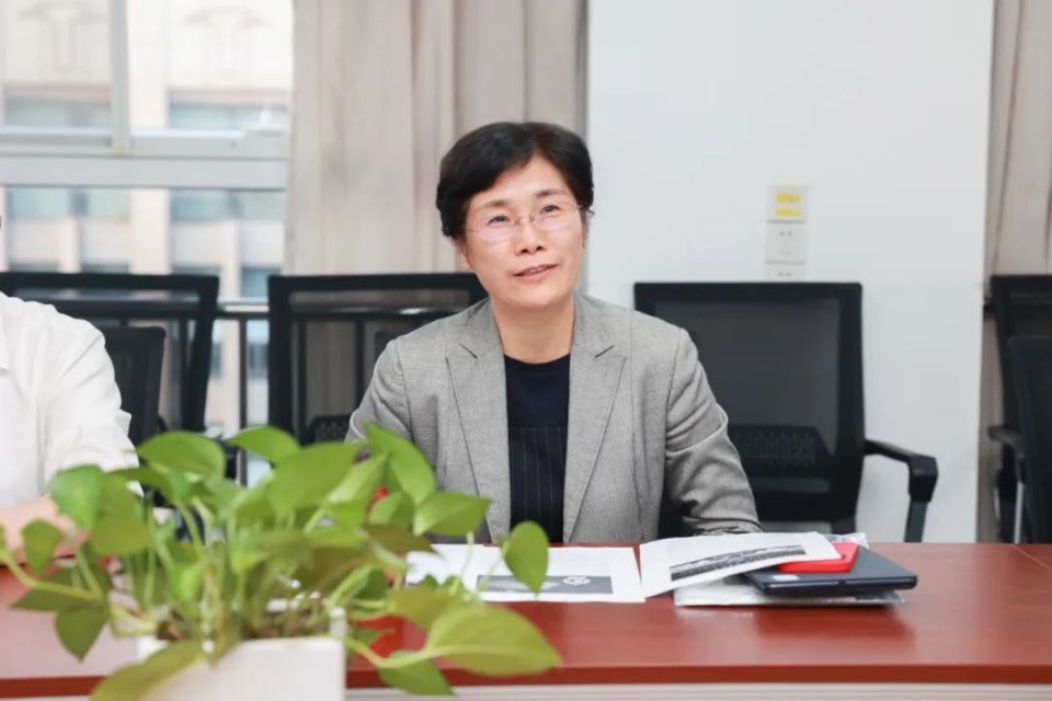 不久前举行的杭州亚运会上,7名地大学子斩获了6金2银1铜的好成绩.