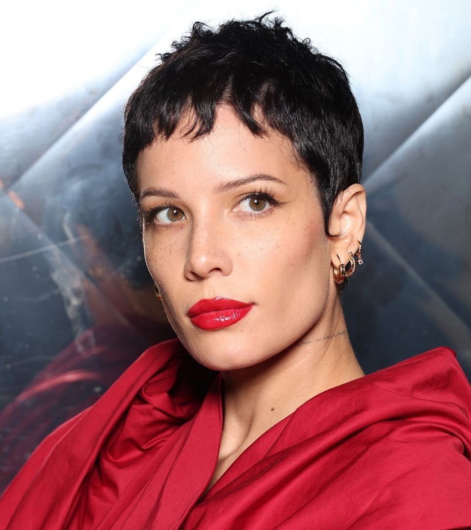 今日欧美圈:halsey将参演a24恐怖电影,anitta与华纳唱片解约