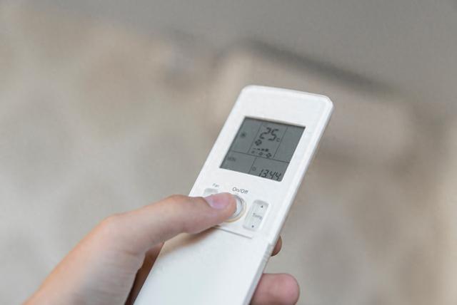 夏季长期吹空调易诱发"面瘫"?如何预防"空调病"?专家解读