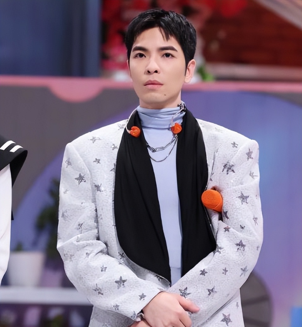 萧敬腾缺席珠海《胭脂扣》演出,他发文道明原因,令人感动