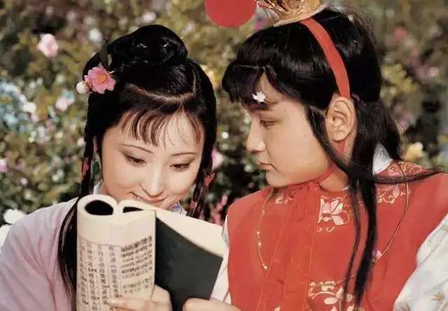 原班人马重聚，87版红楼梦35周年纪念音乐会下周登陆杭州大剧院！你知道这部经典电视剧“打卡”过杭州这些地方吗？(红楼梦30年音乐会没参加的演员是谁)