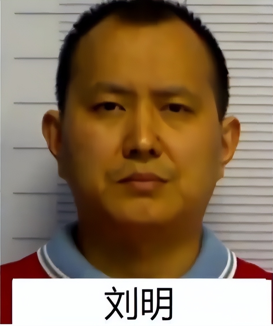 送学区房,妻女性命被要挟,扫黑警察要经受多少威逼利诱?