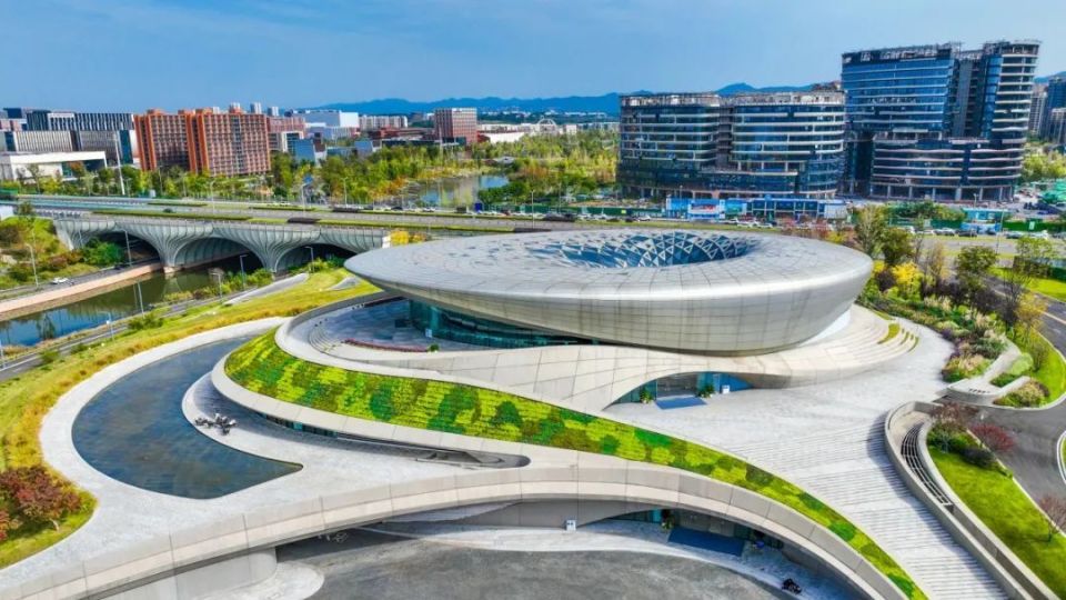 国务院批复：赋予成都更高的城市定位，更强的城市功能！_腾讯新闻