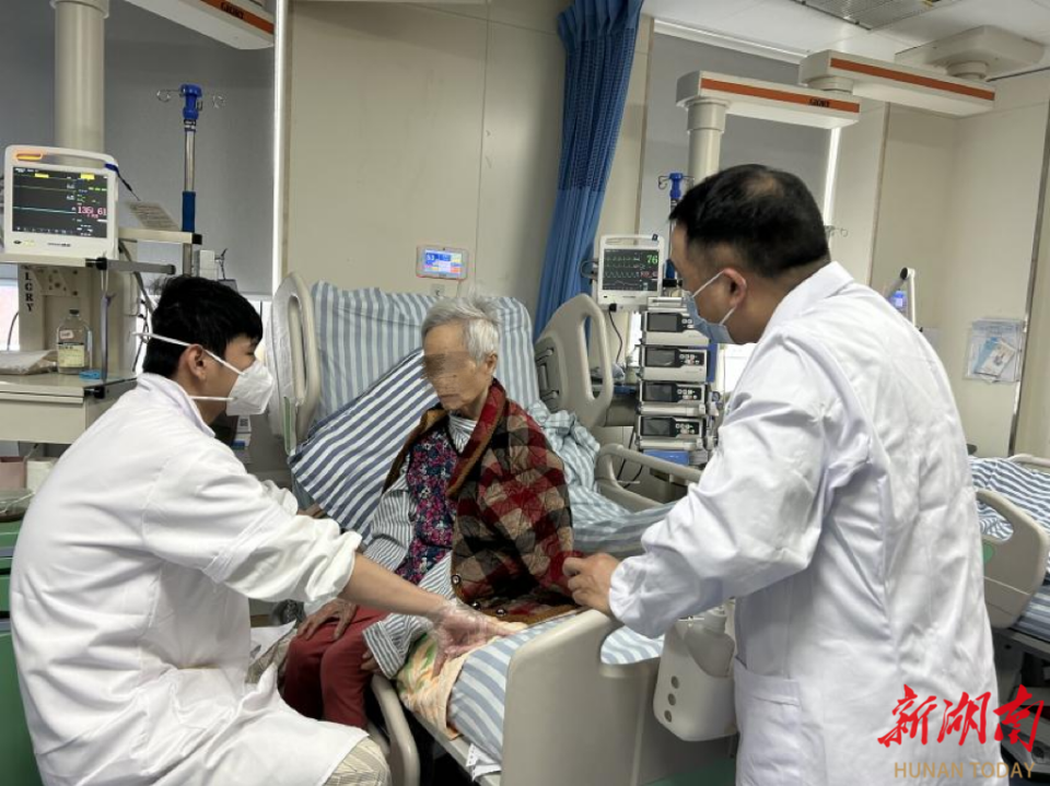 寒冷天氣腦血管疾病患者劇增93歲奶奶突發大面積腦梗死被成功救治