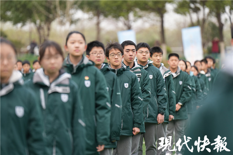 南师附中树人学校为初三学子举行成长大会_腾讯新闻
