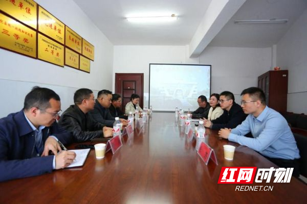 娄底市中心医院把医疗资源送到洋溪百姓家门口