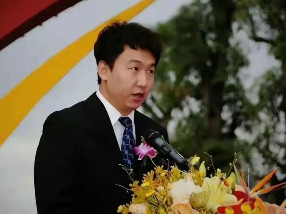 母亲向儿子讨要10亿欠款_腾讯新闻