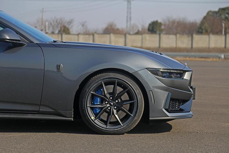 可能是最后的纯正肌肉车,福特mustang dark horse上市售72.