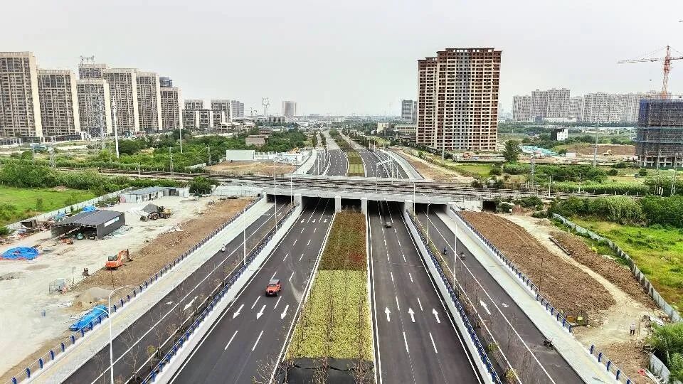 中兴路下穿今日通车