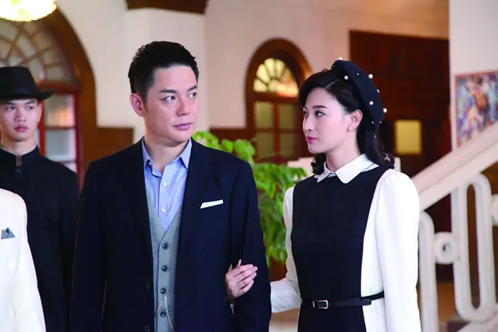 今天要给大家说的就是《铁核桃之无间风云》,由导演黄文利执导,傅程鹏