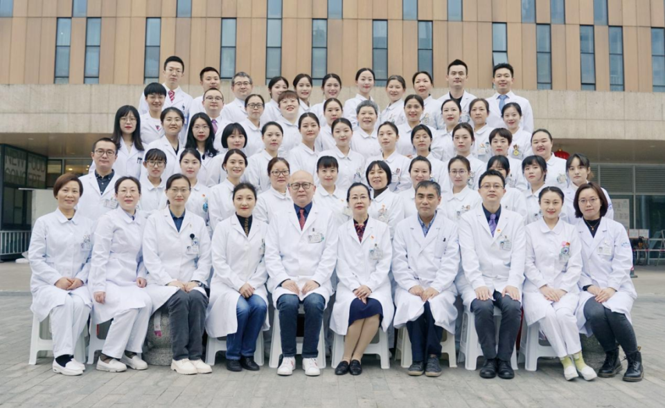 包含中国医学科学院肿瘤医院全程代诊含挂号代买药品贴心送达，不用再跑医院的词条