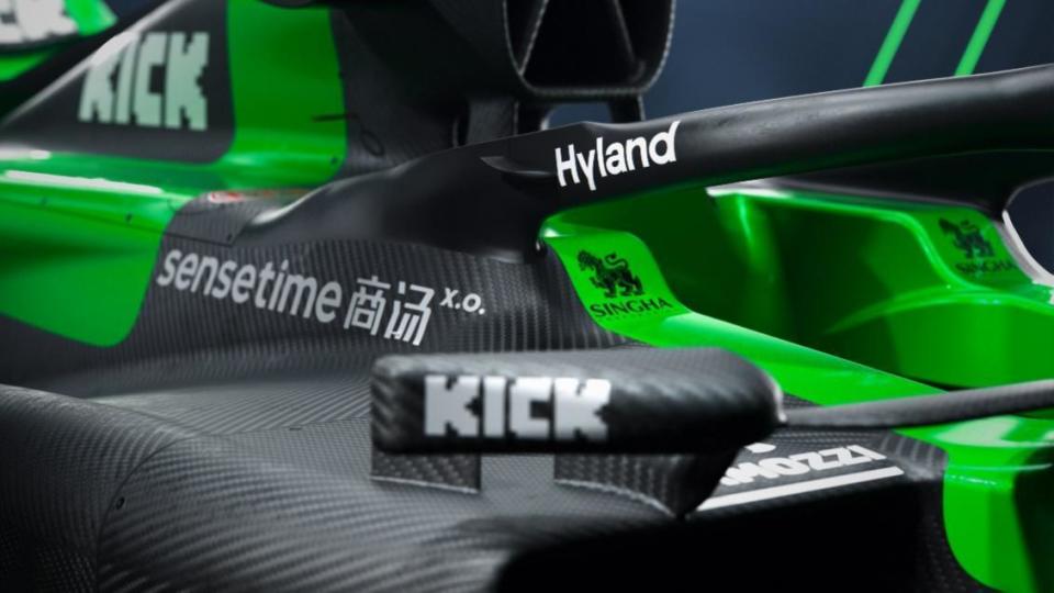 中国首位F1车手数字人诞生 商汤将征战F1并超越GPT4_腾讯新闻