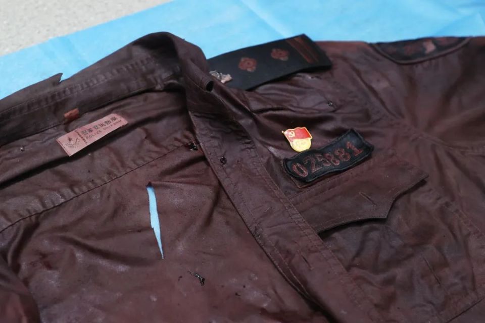 身中15刀仍紧追歹徒!噩耗传来,他壮烈牺牲