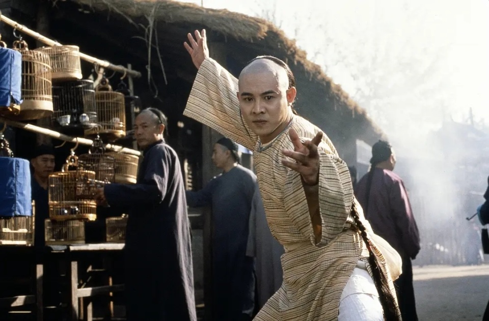 李连杰主演的十部经典电影,一部比一部精彩,你最喜欢哪一部?_腾讯新闻
