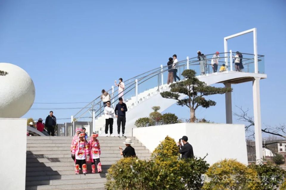 沾益德泽温泉旅游小镇图片