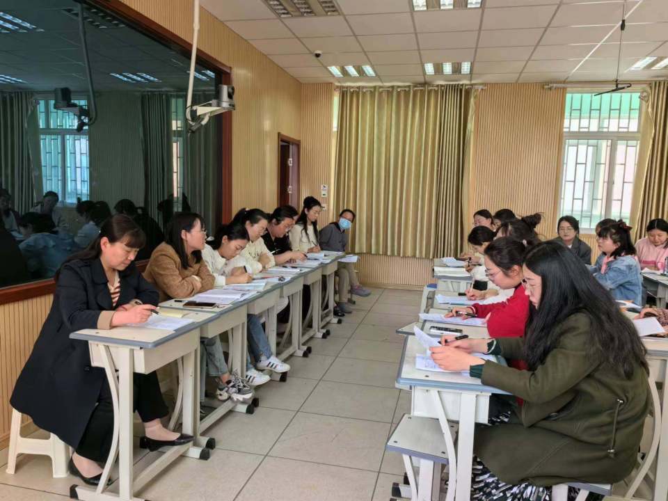 聚焦核心素养展现课堂风采佛岗小学基于核心素养的教学评一致性课例展