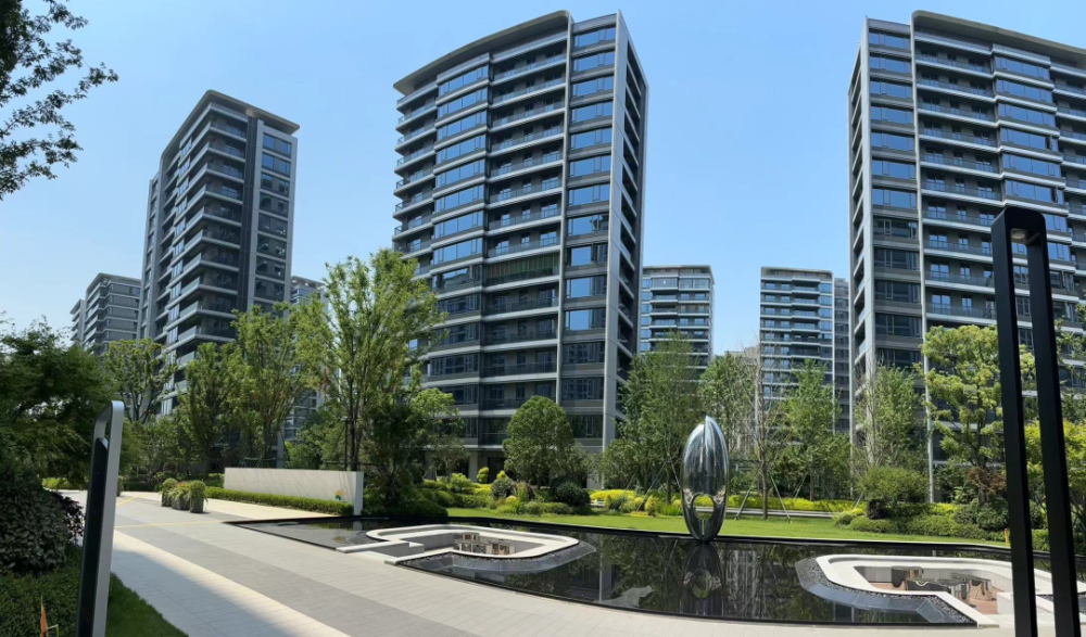 瑜伽健身,聚会沙龙,阅读等服务传承府-鸿城服务142滨江花园项目采取