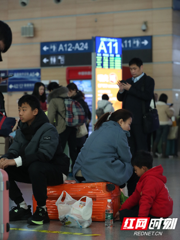 回到年味最深处走过很多路最喜欢还是回家的路