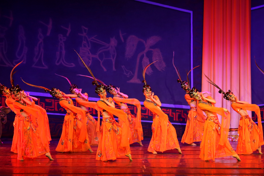 古韵浓郁 精彩绝美——观大型古典乐舞《编钟乐舞》有感文/洋中鱼一