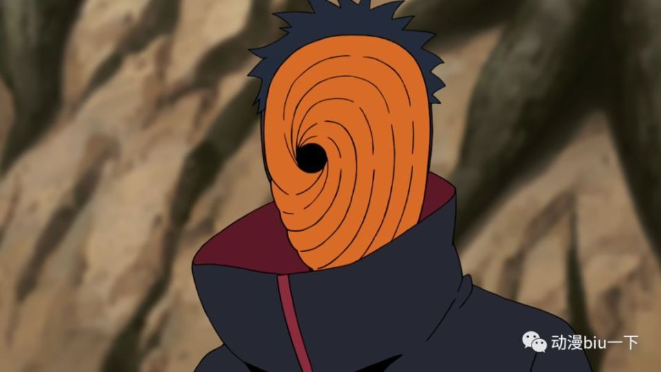 漩涡面具虎皮面具的第一次出现应该是在九尾袭击木叶的时候,带土偷袭