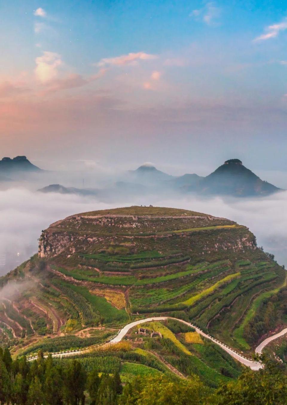 以景区实际为准)地址蒙阴岱崮地貌旅游景区山东省临沂市蒙阴县岱崮镇