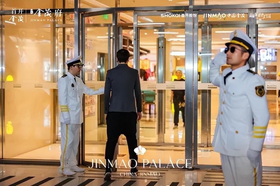 寻找一万多兰花的主人——首开桃园金茂府城市展厅开放_腾讯新闻