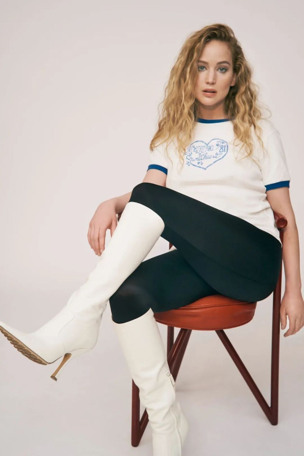 影后詹妮弗·劳伦斯全新杂志大片,主演r级喜剧《不要见怪》将上映