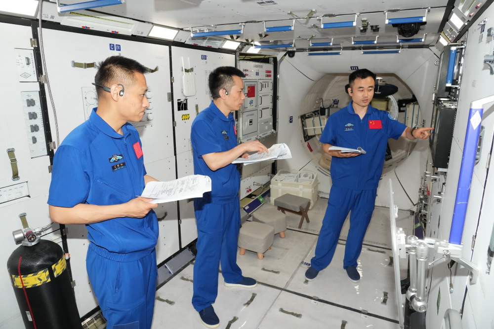 <a href=http://www.bjtvnews.com/photo/ target=_blank class=infotextkey>图片</a>