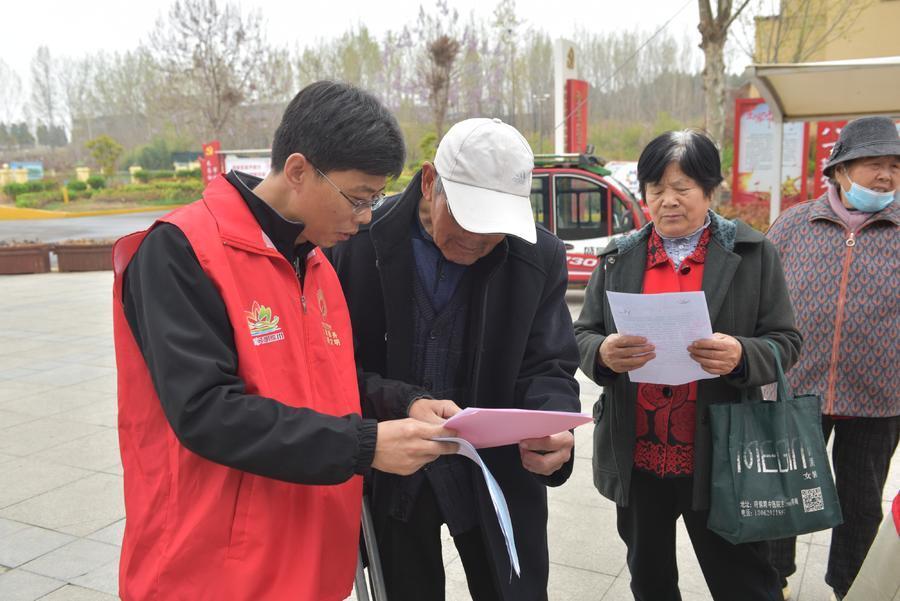 滕州市木石镇开展反对浪费文明办事移风易俗主题宣传活动