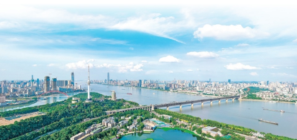 武汉新增
 （武汉新增的军校）