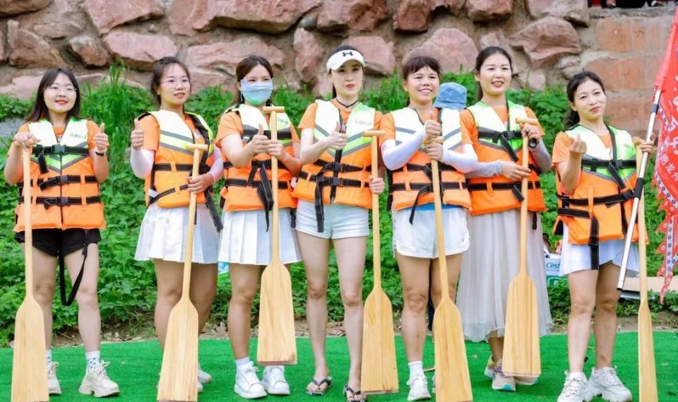 蓄势待发!这支女子龙舟队"火力全开" !