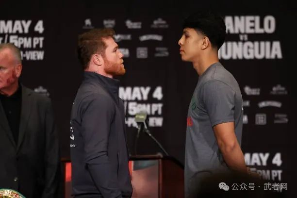 阿瓦雷兹在赛前新闻发布会上与"金童"霍亚吵架互骂