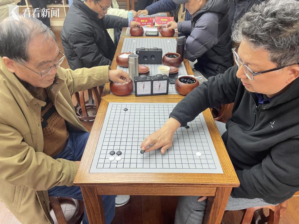 上海“校长杯”围棋赛举行 推进“围棋进校园”_腾讯新闻