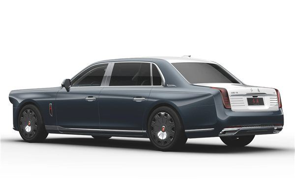 丰田社长体验中国顶级豪车红旗l5满脸堆笑不住称赞