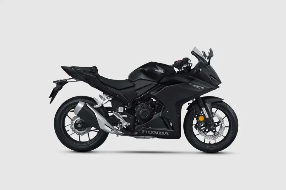 cbr400r黑色图片