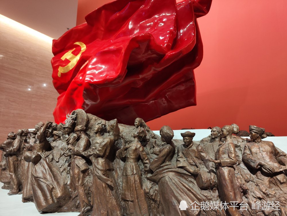 漫步延安遇暴雨如注,革命纪念馆感受十三年的岁月峥嵘