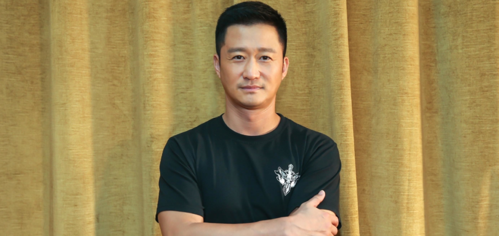 《九龙城寨》大爆,吴京不淡定了,用漫改新片《镖人》与之叫板