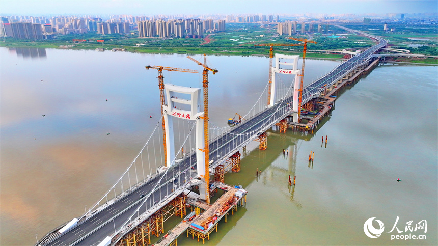 江西南昌:跨江特大桥通车在即