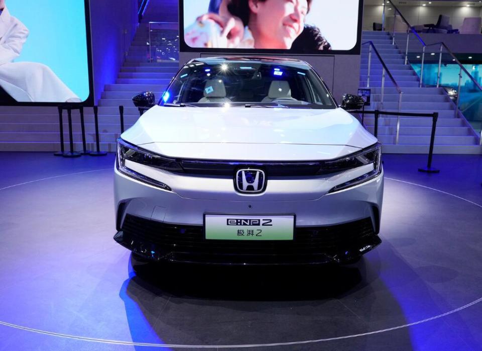 早在2021年10月,本田中国就发布了纯电动车品牌"e:n",该品牌下广汽