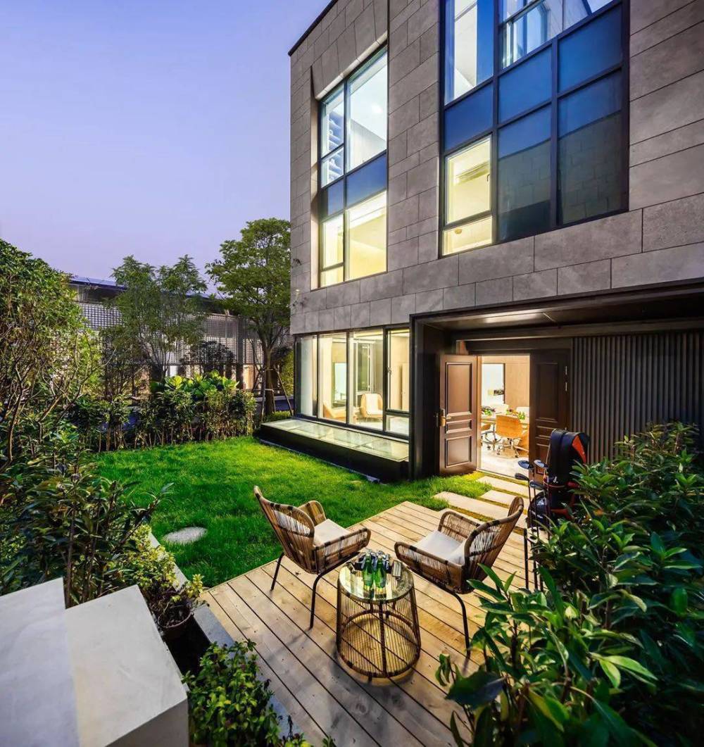 上海闵行龙湖天钜(天钜公馆)丨建面约419-439㎡联排墅丨全精装交付不