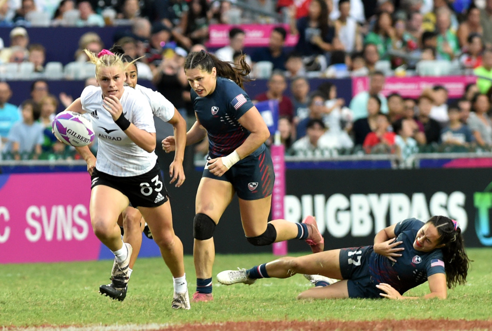 橄榄球香港国际七人橄榄球赛新西兰队获得男子女子比赛冠军