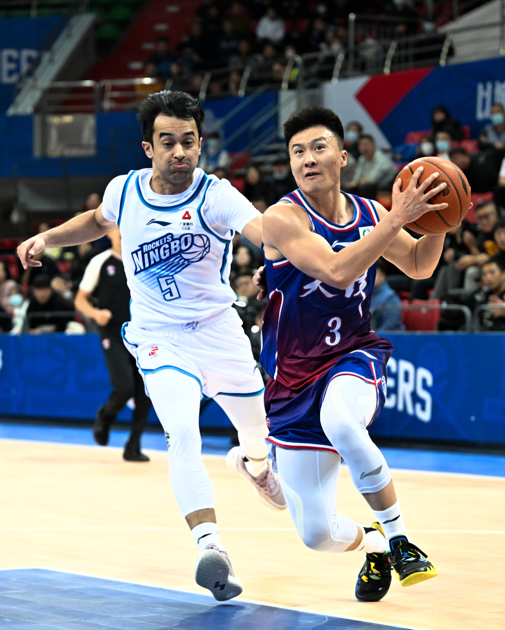 篮球cba常规赛天津先行者胜宁波町渥
