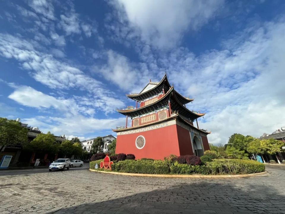 玩在大理 | 抓住假期的尾巴,品鹤庆小城古韵_腾讯新闻